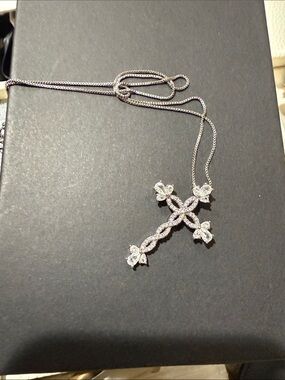 Sterling Silver Cubic Zirconia Cross Pendant Necklace - White
